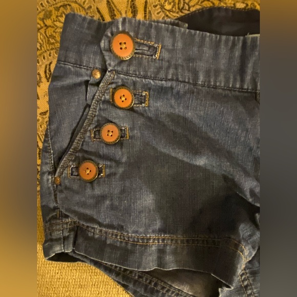 Forever21 Sailor Style Jean Shorts Size Woman’s 28 with Buttons - Picture 3 of 6